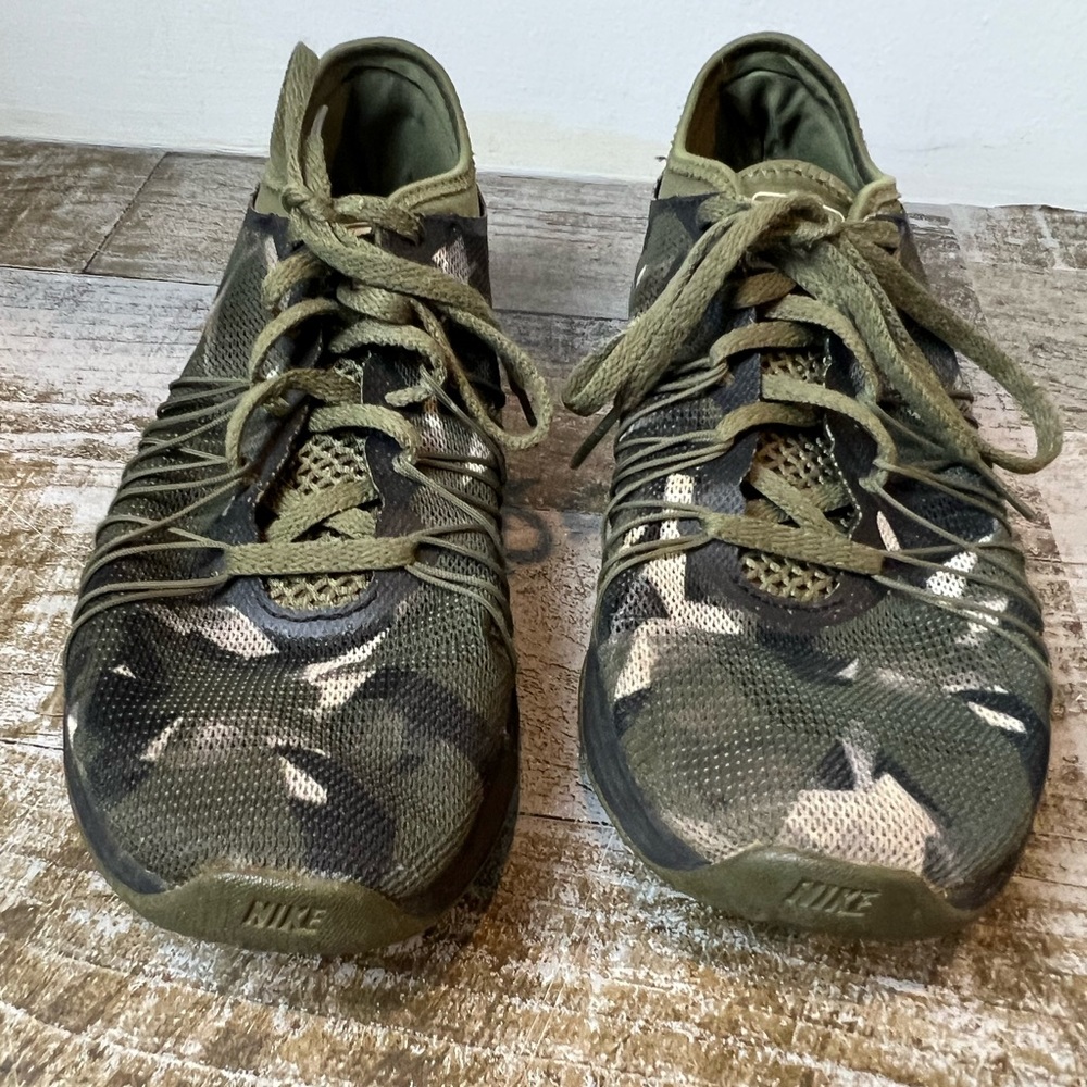 nike training sneakers